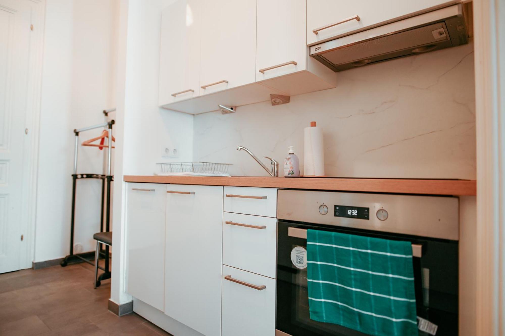 Raimond Apartment Top 12 Виена Екстериор снимка